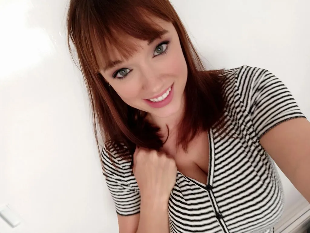sexy foto nr. 7 von FannyXX